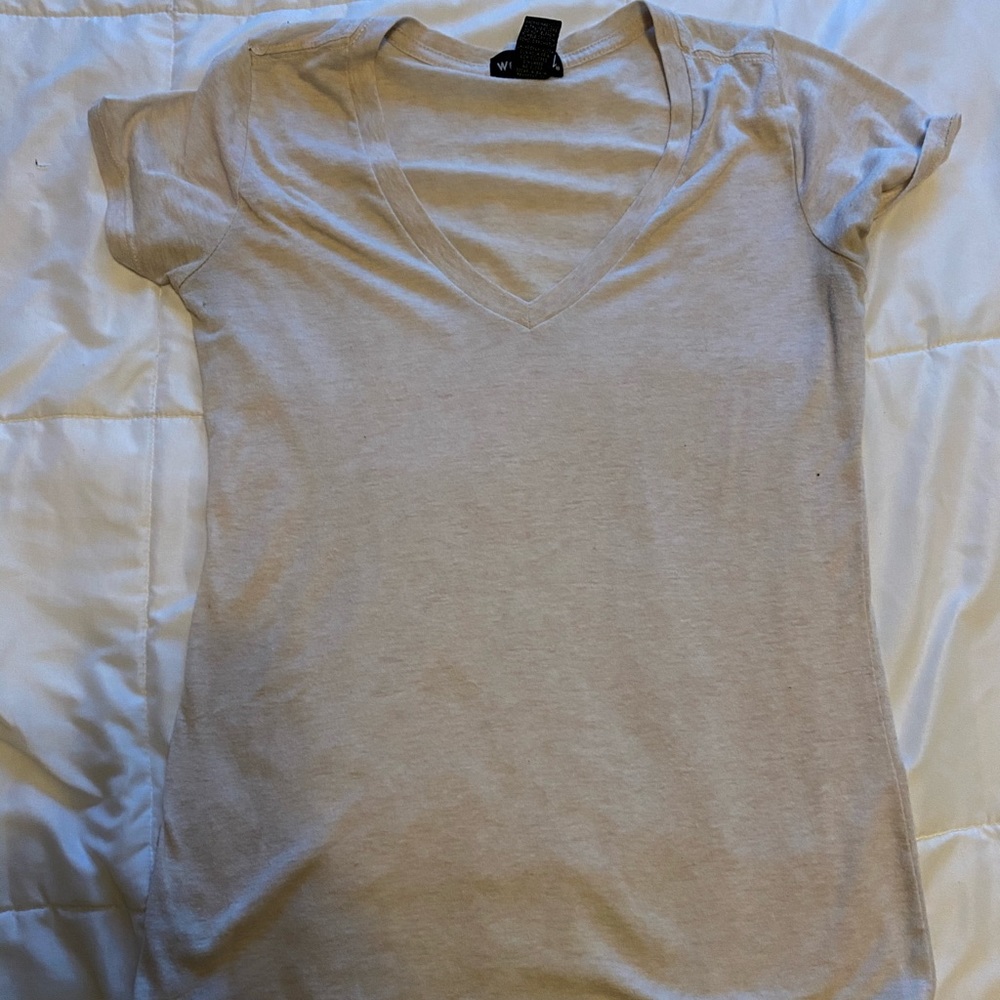 Beige Tshirt